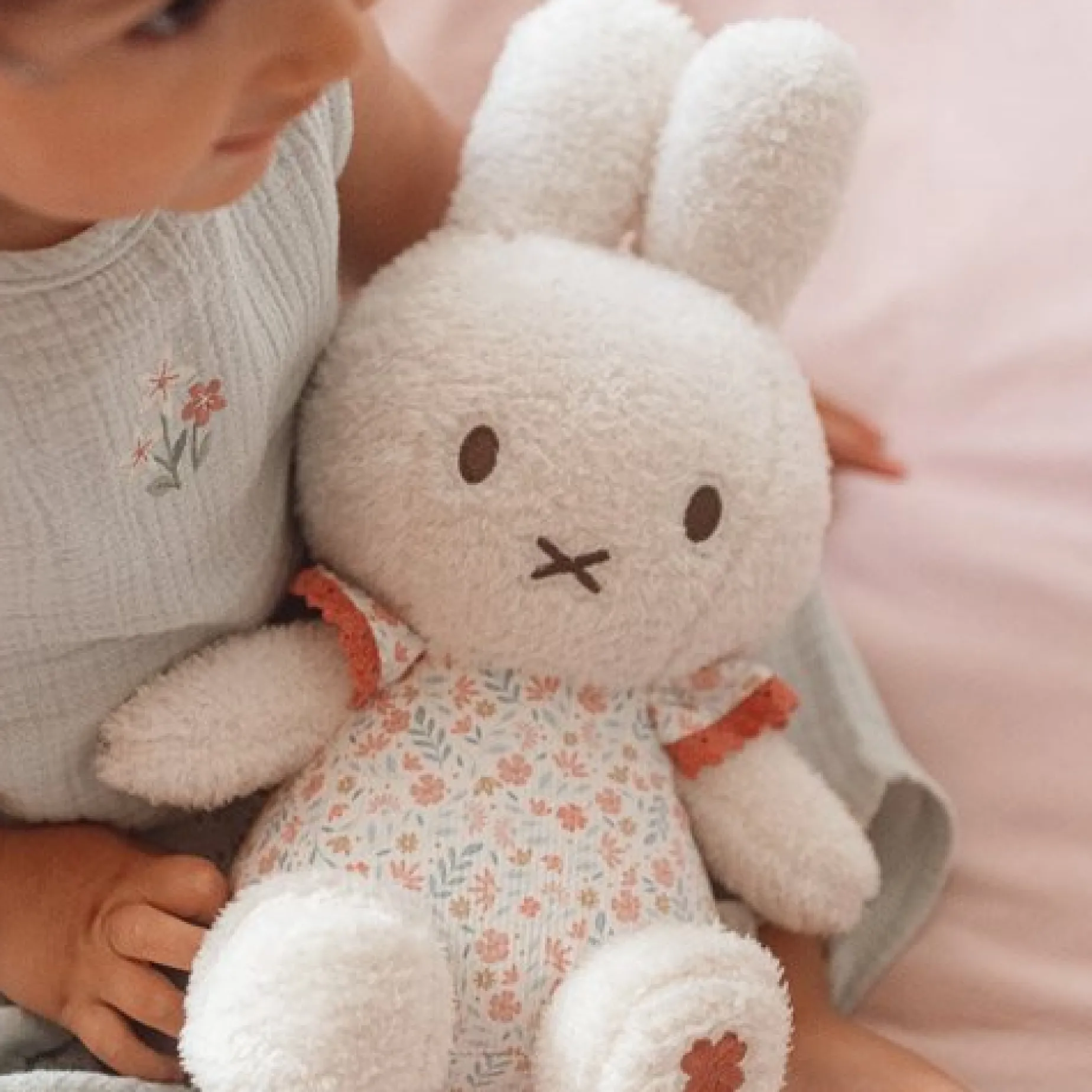 nijntje knuffel 30 cm - Roze - Lucky Blossom
